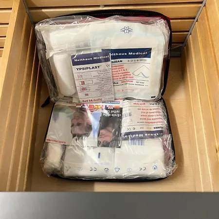 Blue Sapphire Cozy Flat In Center Of City * コモ