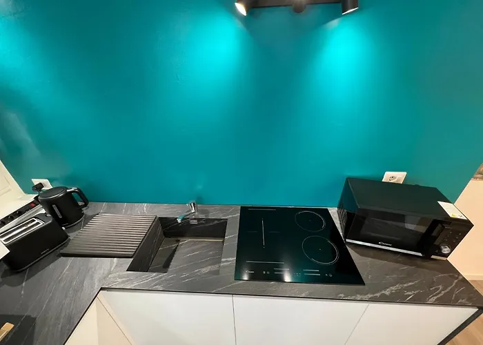 Blue Sapphire Cozy Flat In Center Of City Апартаменты Комо